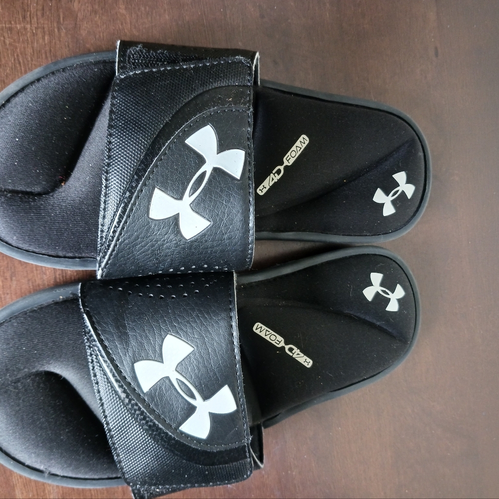 Under Armour Black Kids Slide Sandals with White Logo